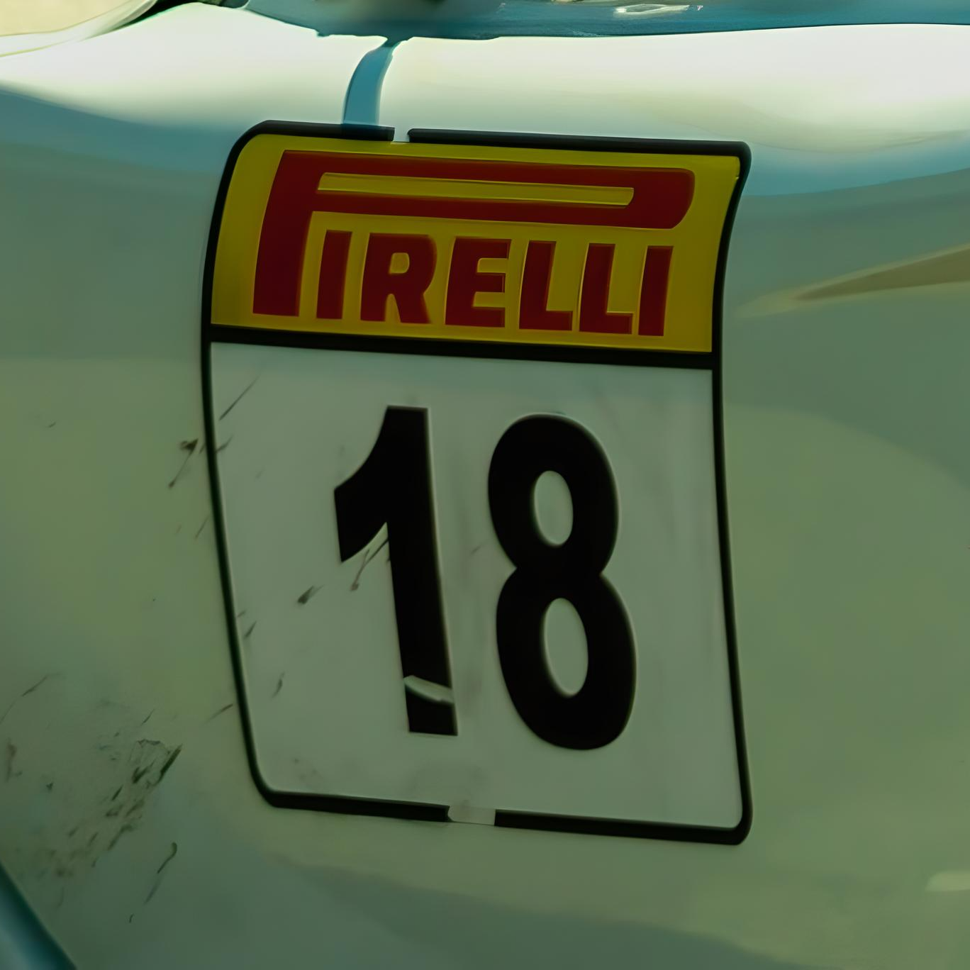 Schaal 1 op 18