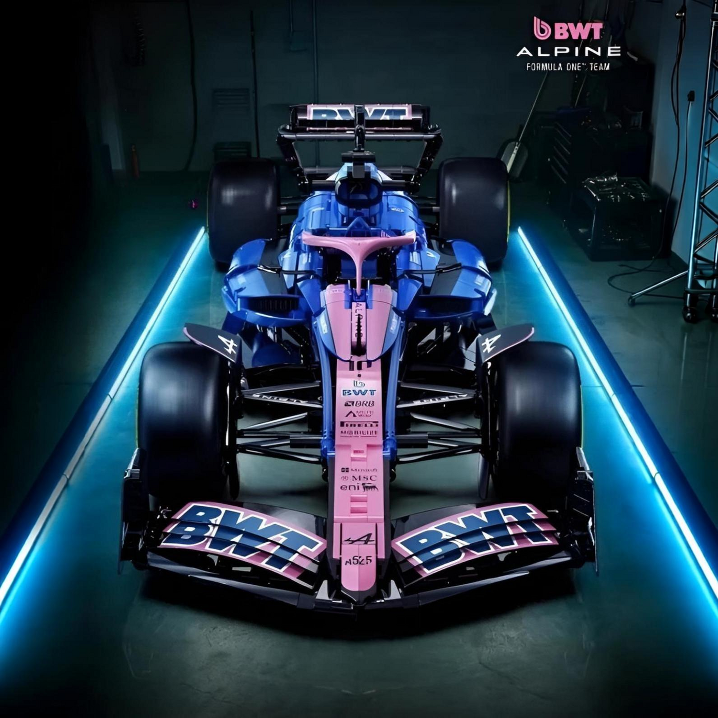 BWT Alpine Formula One Team A525 | CaDA C64012 - secundaire afbeelding 1