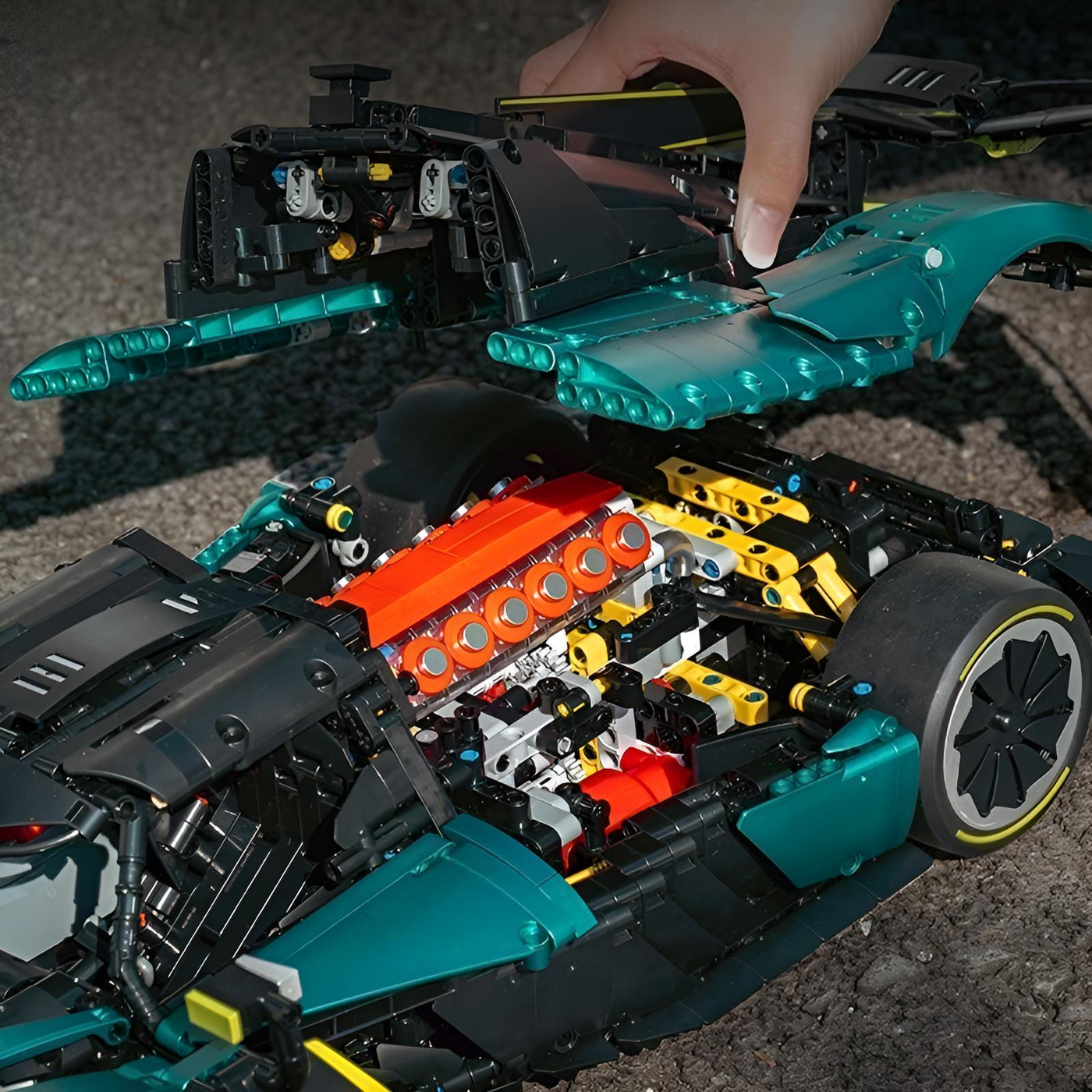 Aston Martin Valkyrie AMR Pro | Eikee Y18006 - secundaire afbeelding 3