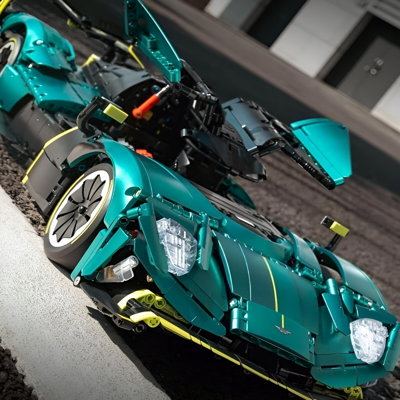 Aston Martin Valkyrie AMR Pro | Eikee Y18006 - secundaire afbeelding 4